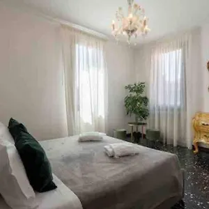 Ca' Pesaro Rooftop Terrace Apartment. Apartment Venice